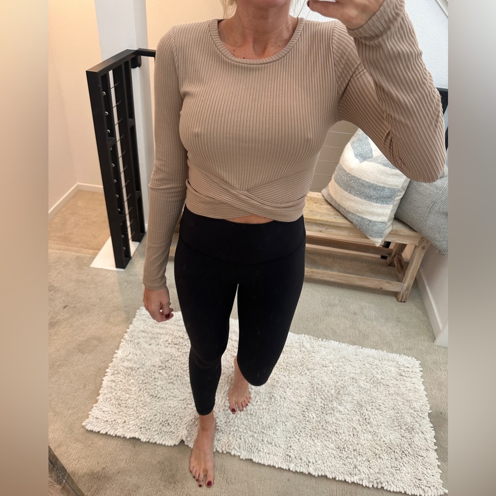Wasabi + Mint Beige Ribbed Twist Front Crop Top Long Sleeve | Size M - Picture 5 of 14